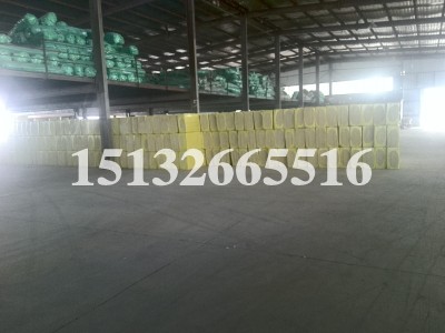 巖棉復(fù)合板大量生產(chǎn)